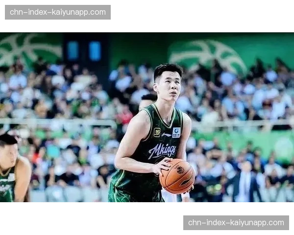 南京天之蓝郭昊文持球突破犀利 但全队防守轮转速度慢